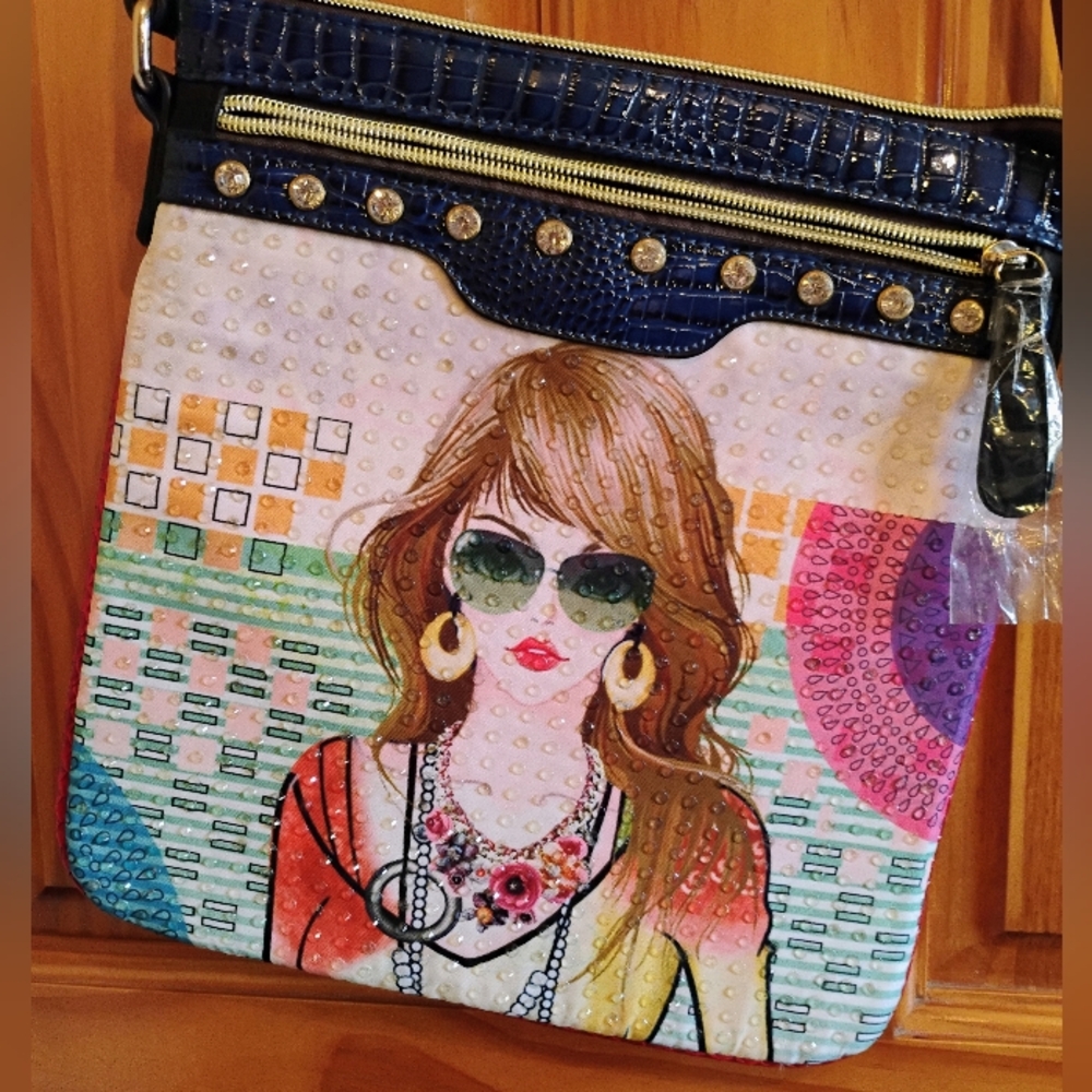 🆕 DS Crossbody Bag, Beaded